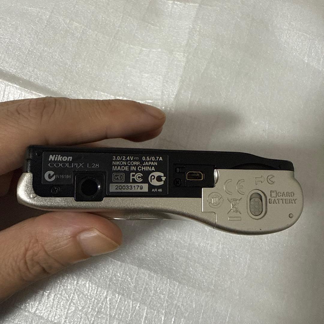❗️激安価格❗️デジカメ　本体　Nikon Coolpix L28