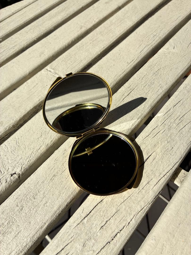 丸型コンパクトミラー ゴールド 拡大鏡付き 8個セット (72×66)