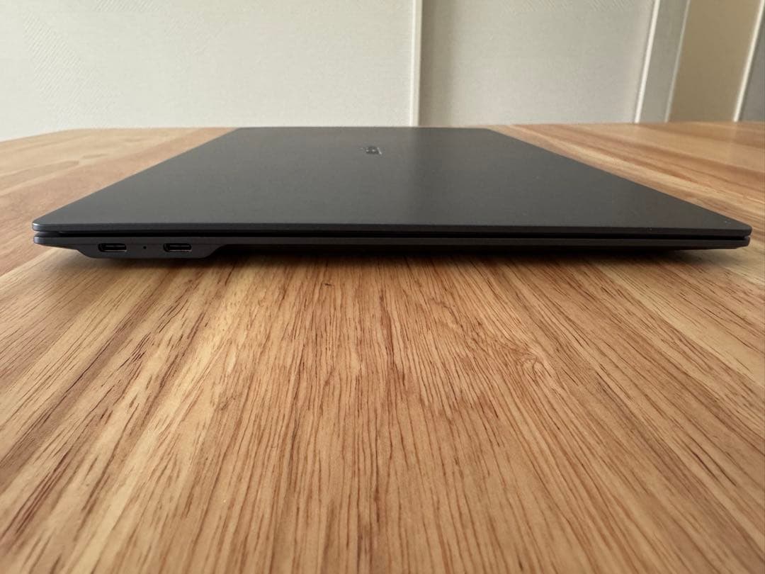 Windowsノート本体 LG gram SuperSlim 15Z90RT-NP75J