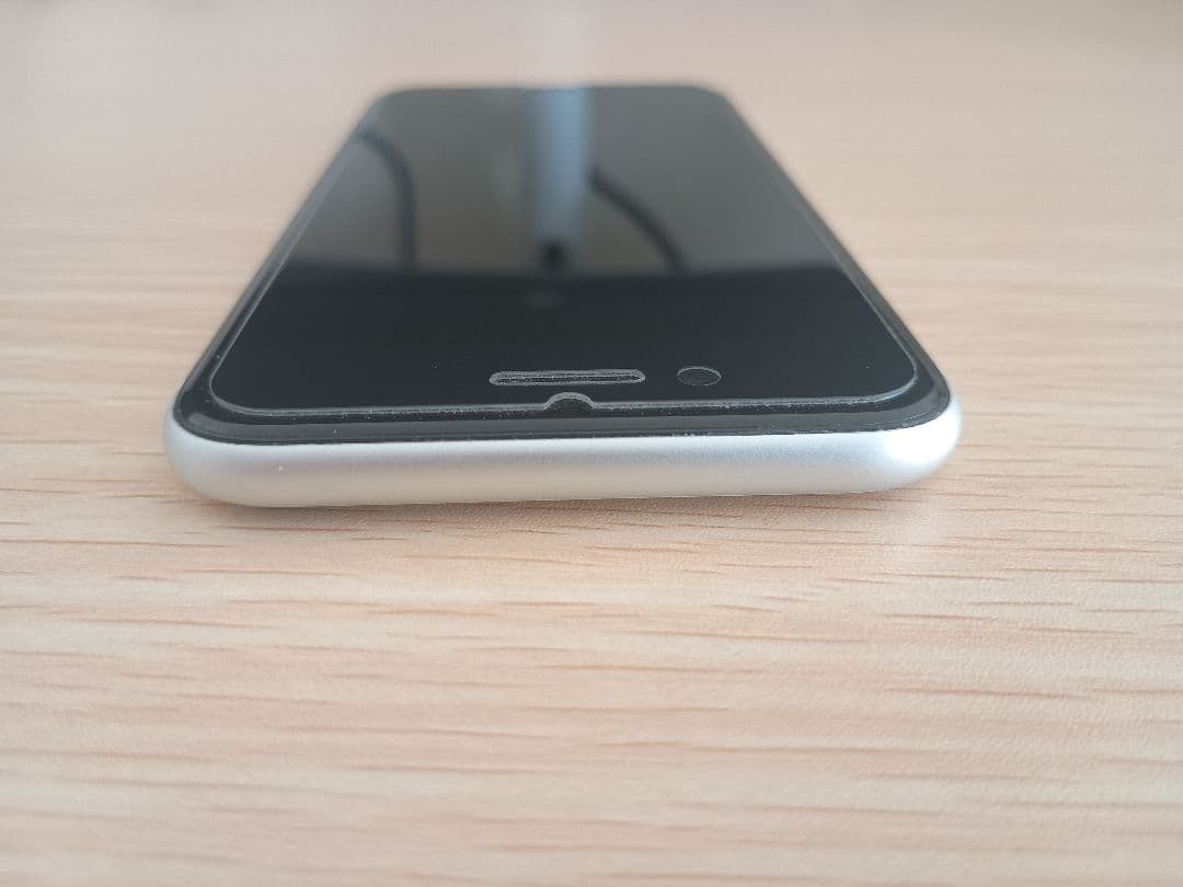 iPhone SE 第2世代 se2 64GB 本体 ホワイト SIMフリー