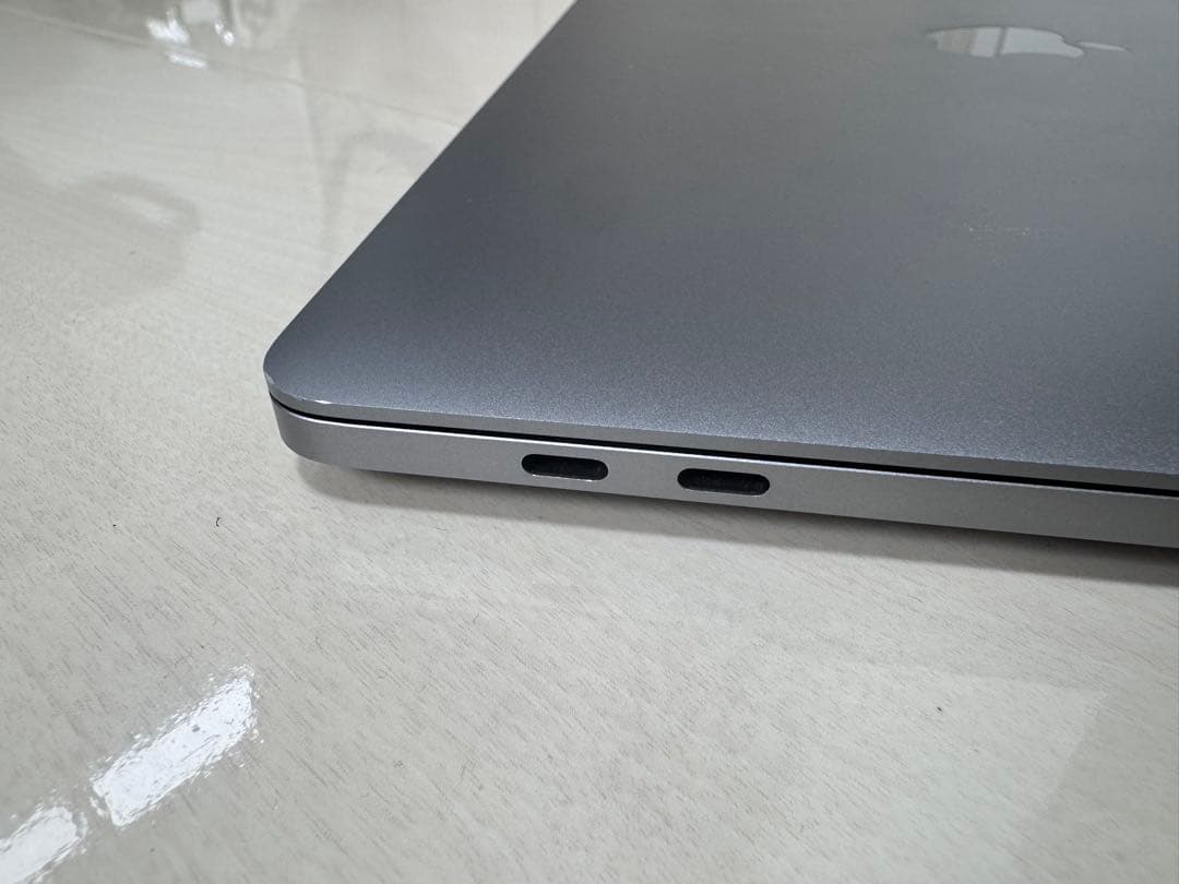 MacBook本体 Macbook Pro 2020 M1 16GB/512GB