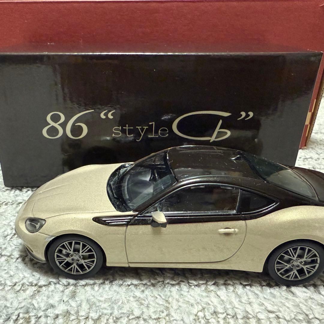 トヨタ86\"styleCb\" カラーサンプル ミニカー