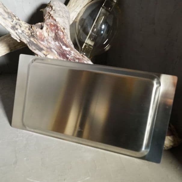 昭和レトロなステンレストレー