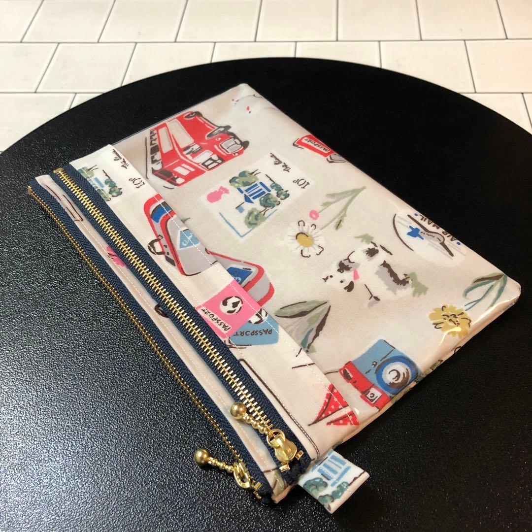 スマホも通帳も入る前面クリア　キャスキッドソンダブルファスナーポーチハンドメイド