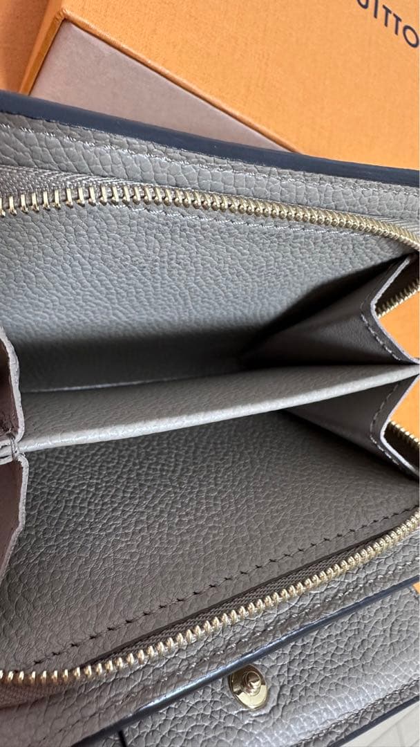 Louis Vuitton モノグラム 二つ折り財布 グレー