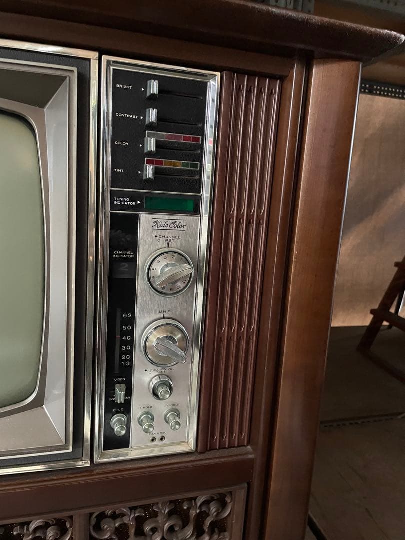 希少　HITACHI レトロ　テレビ　インテリア