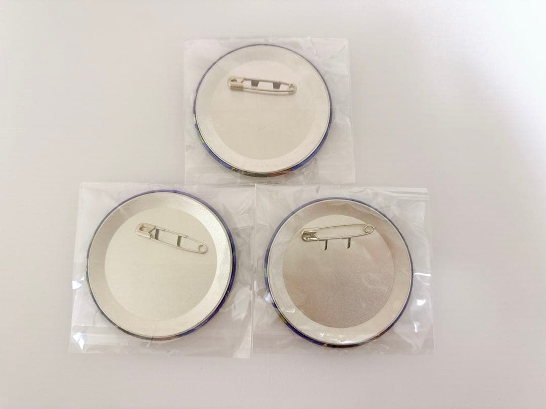 鬼滅の刃 ナムコ限定 漆ノ章 ホログラム缶バッジ 冨岡義勇 3個