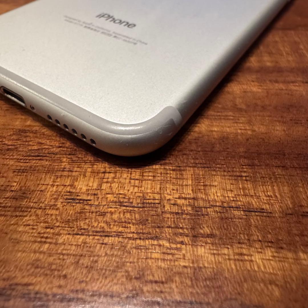 【本体のみ】iPhone7 32GB SIMフリー シルバー 86％ ⑦