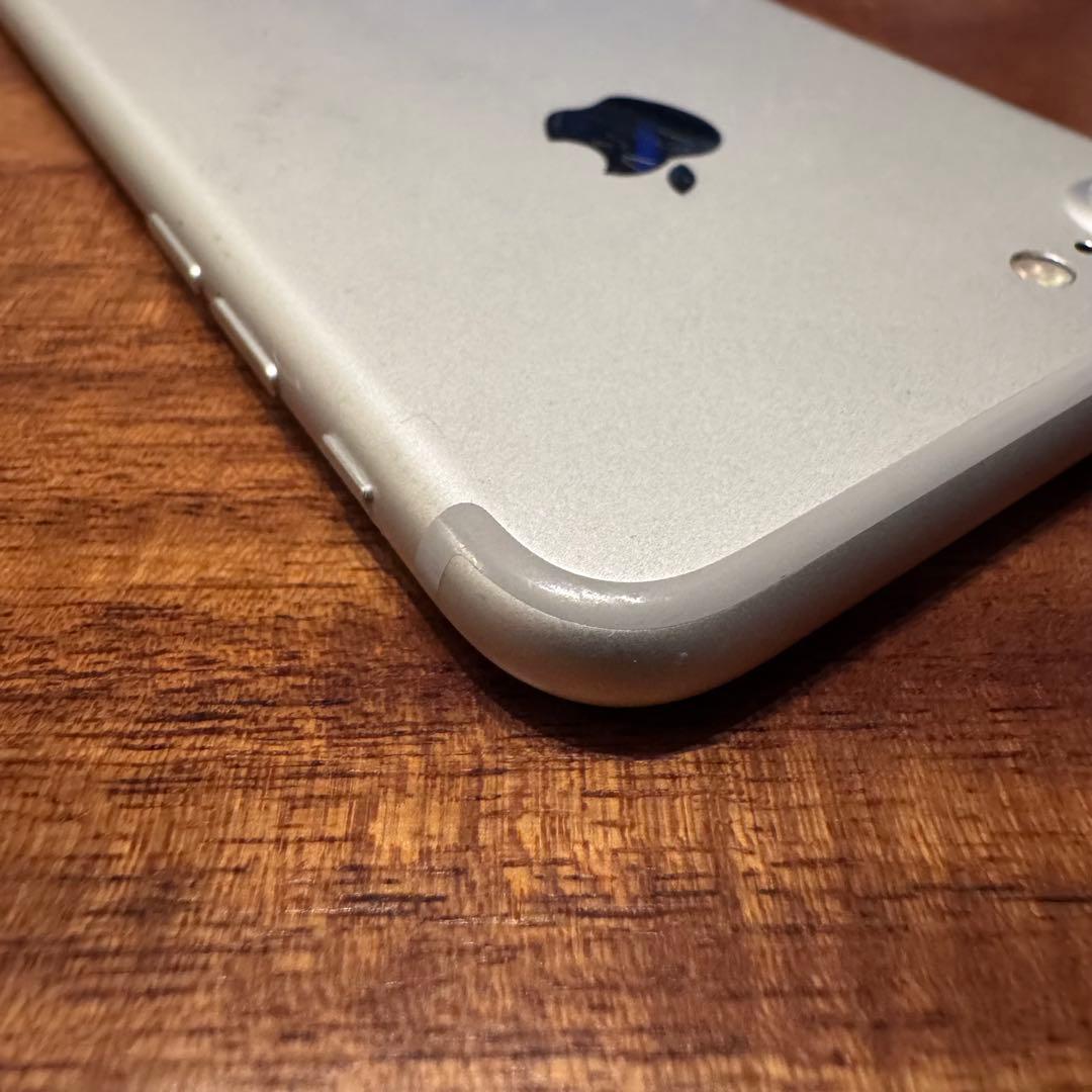 【本体のみ】iPhone7 32GB SIMフリー シルバー 86％ ⑦