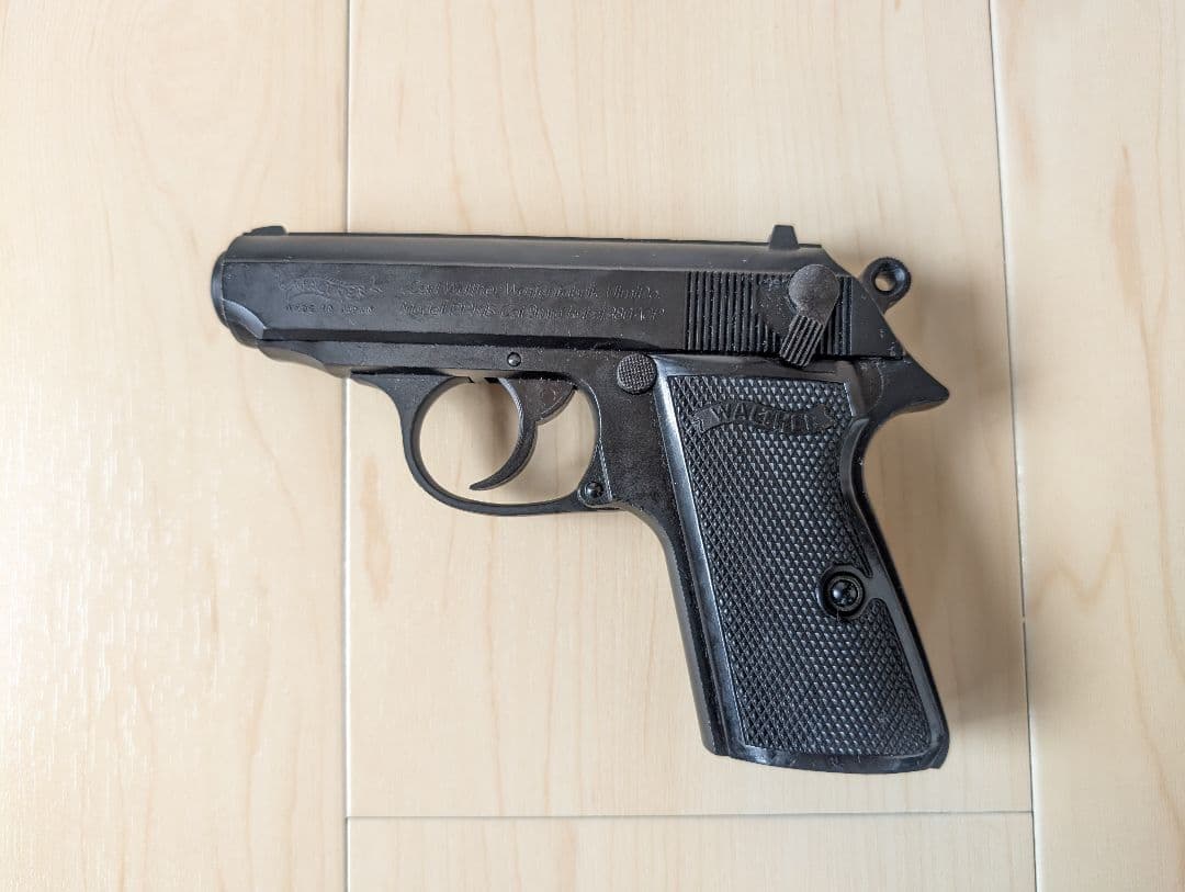 マルゼン ワルサー PPK/S ブラックモデル(マガジン3本付き)