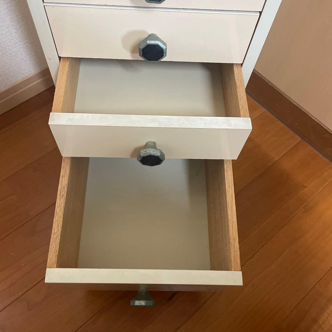 引き出し昭和レトロ　スリムチェスト 隙間収納　タンス 整理棚　10段　ホワイト