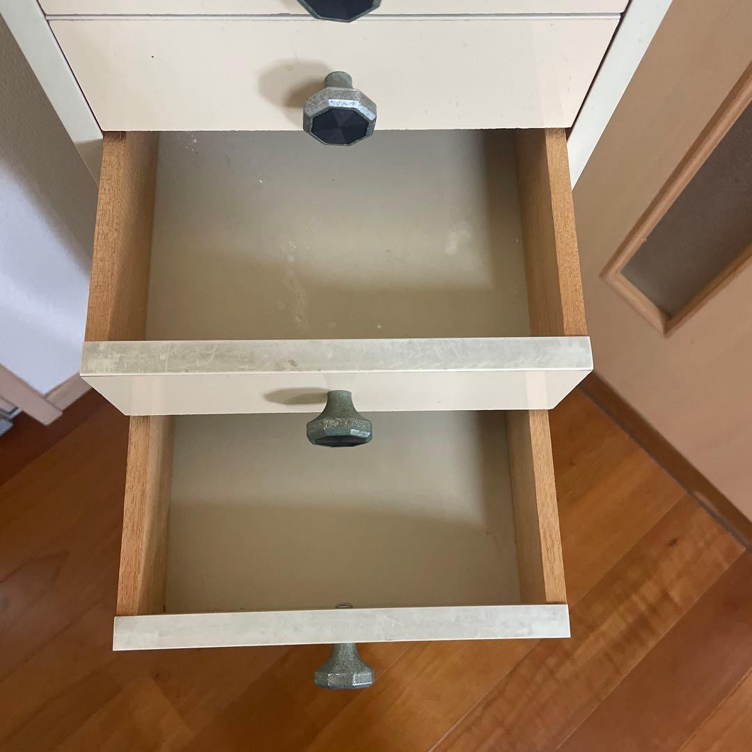 引き出し昭和レトロ　スリムチェスト 隙間収納　タンス 整理棚　10段　ホワイト