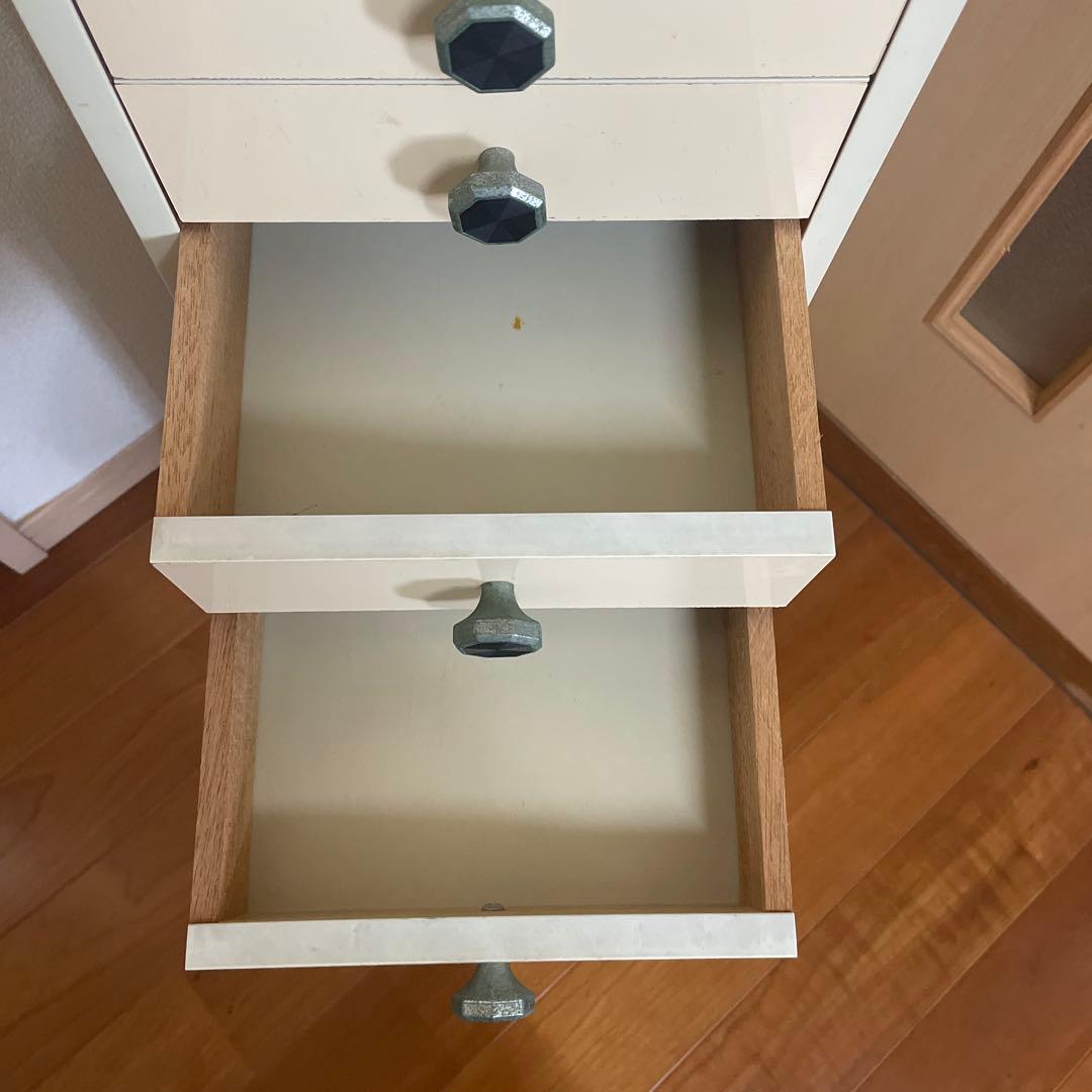 引き出し昭和レトロ　スリムチェスト 隙間収納　タンス 整理棚　10段　ホワイト