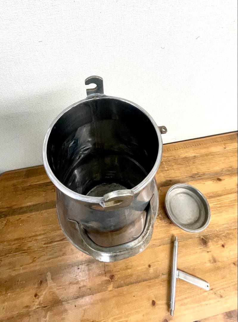 ステンレス製ミルク缶（アンティーク）