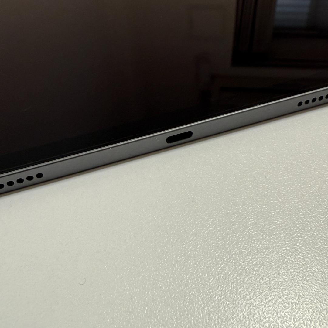 美品 iPad Pro 12.9インチ 第5世代 128GB