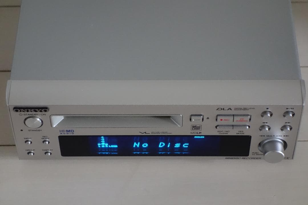 電源入りました Hi-MD/MDLP MDデッキ MD-105FX ONKYO