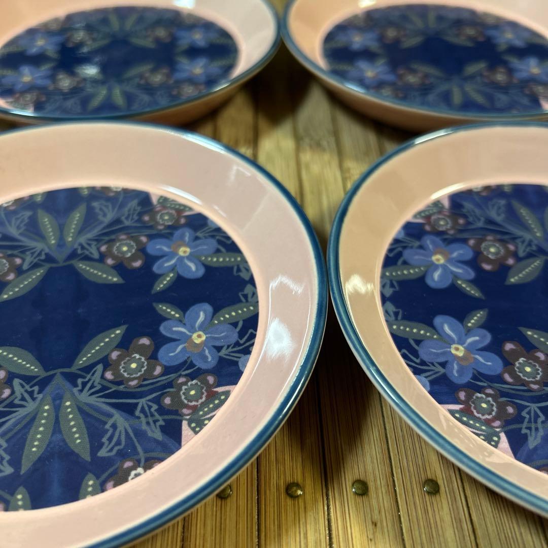 ナタリーレテ　MULTI PINK-BLUE SS ４枚