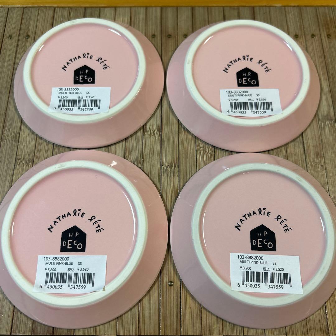 ナタリーレテ　MULTI PINK-BLUE SS ４枚