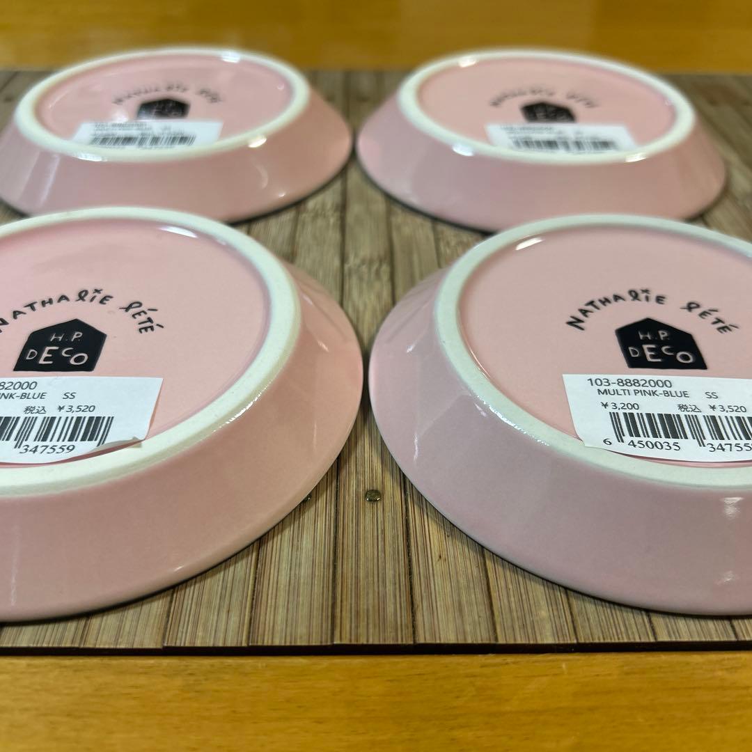 ナタリーレテ　MULTI PINK-BLUE SS ４枚