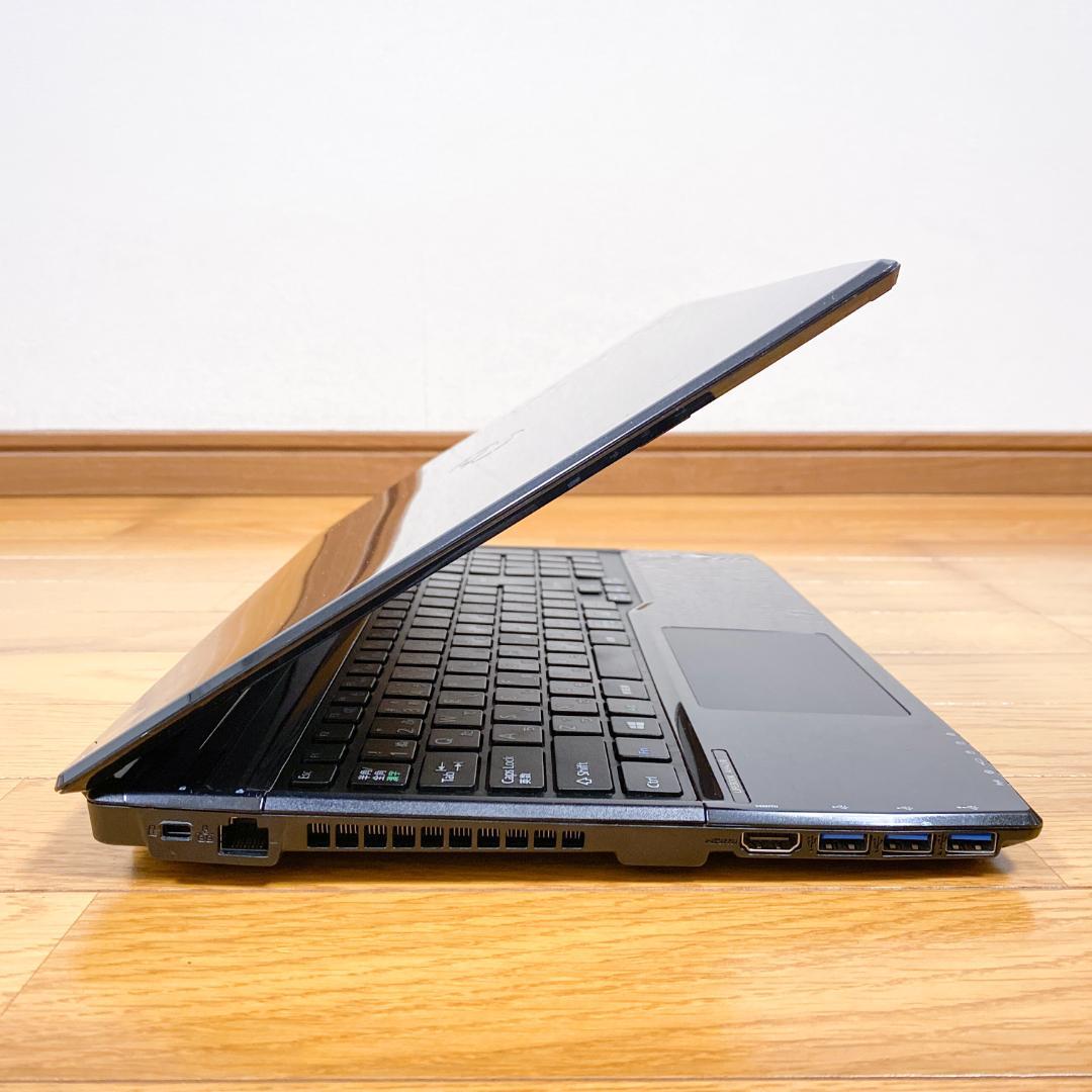 オフィス2021✨メモリ16GB SSD250 ブルーレイ 富士通ノートパソコン