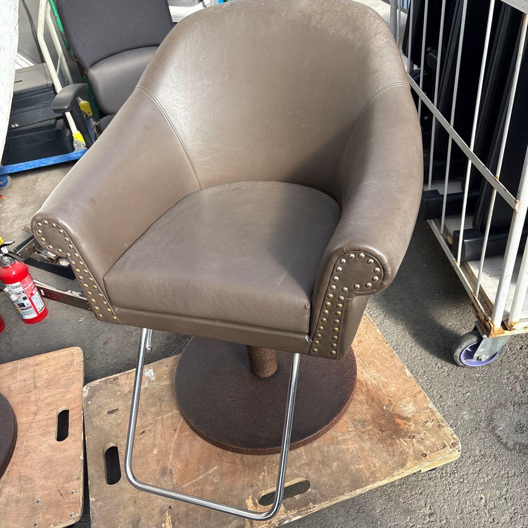 引き取り限定　オオヒロ　EIGHT エイト？　スタイリングチェア　2客セット