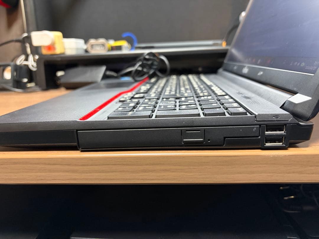 Fujitsu 15.6インチノートPC LIFEBOOK A574/HX