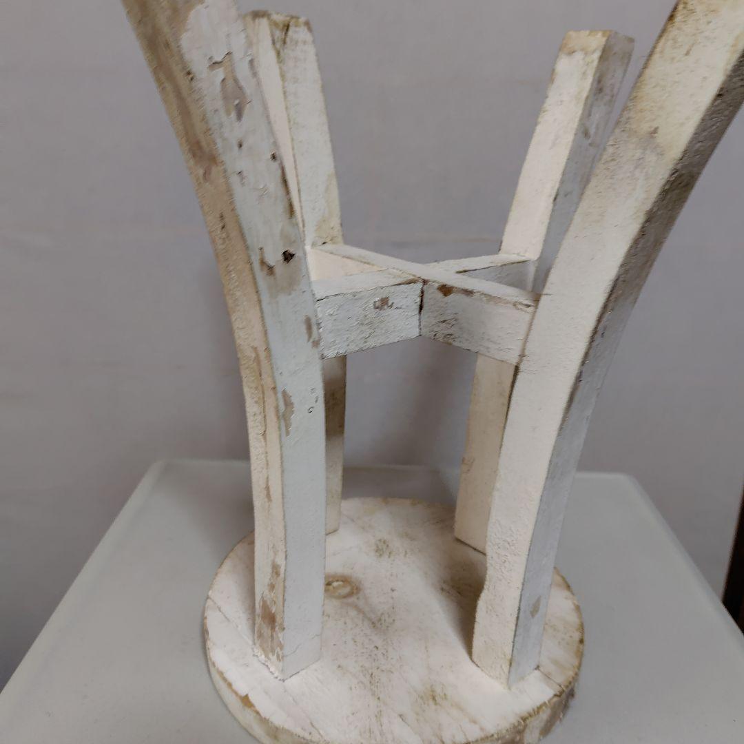 年代物の椅子です。