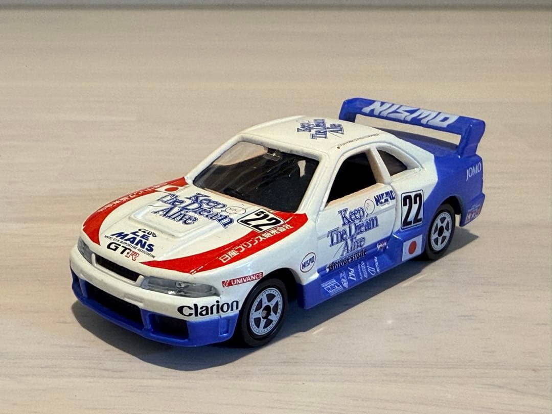 1996年ル・マン 日産スカイラインGT-Rミニカー2台セット。