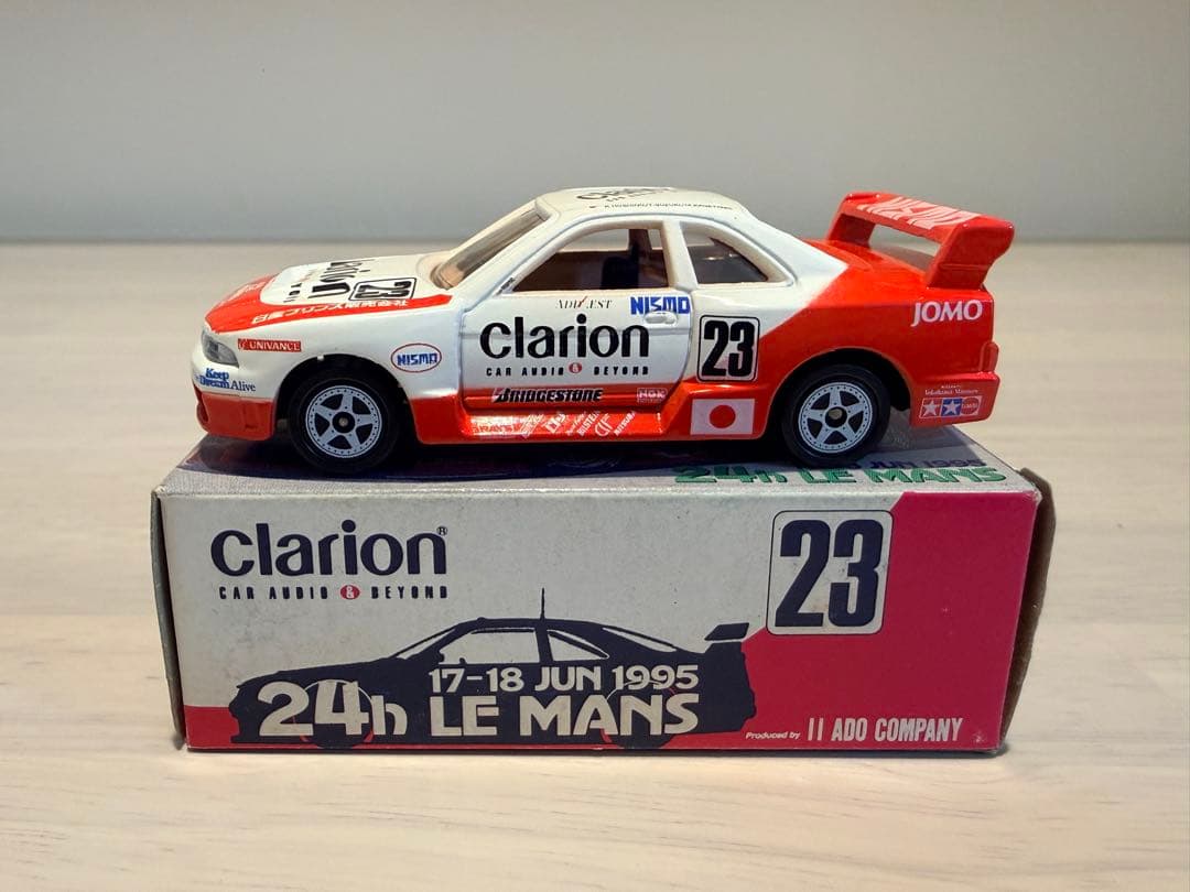 1996年ル・マン 日産スカイラインGT-Rミニカー2台セット。