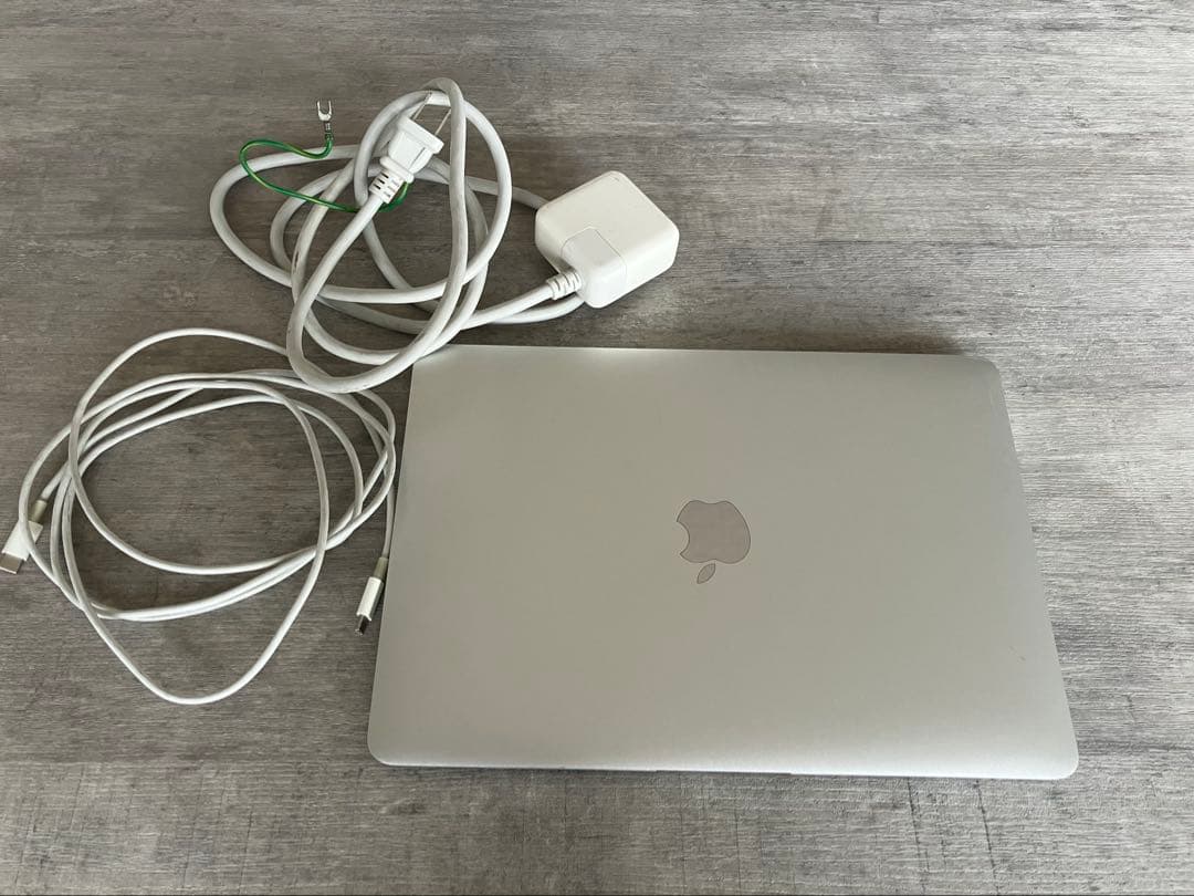MacBook本体 MacBook (Retina, 12-inch, Early 2015)