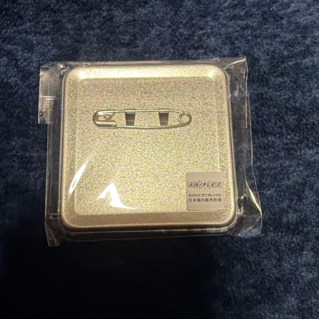 鬼滅の刃　モクテルバー　冨岡義勇 グリッター缶バッジ
