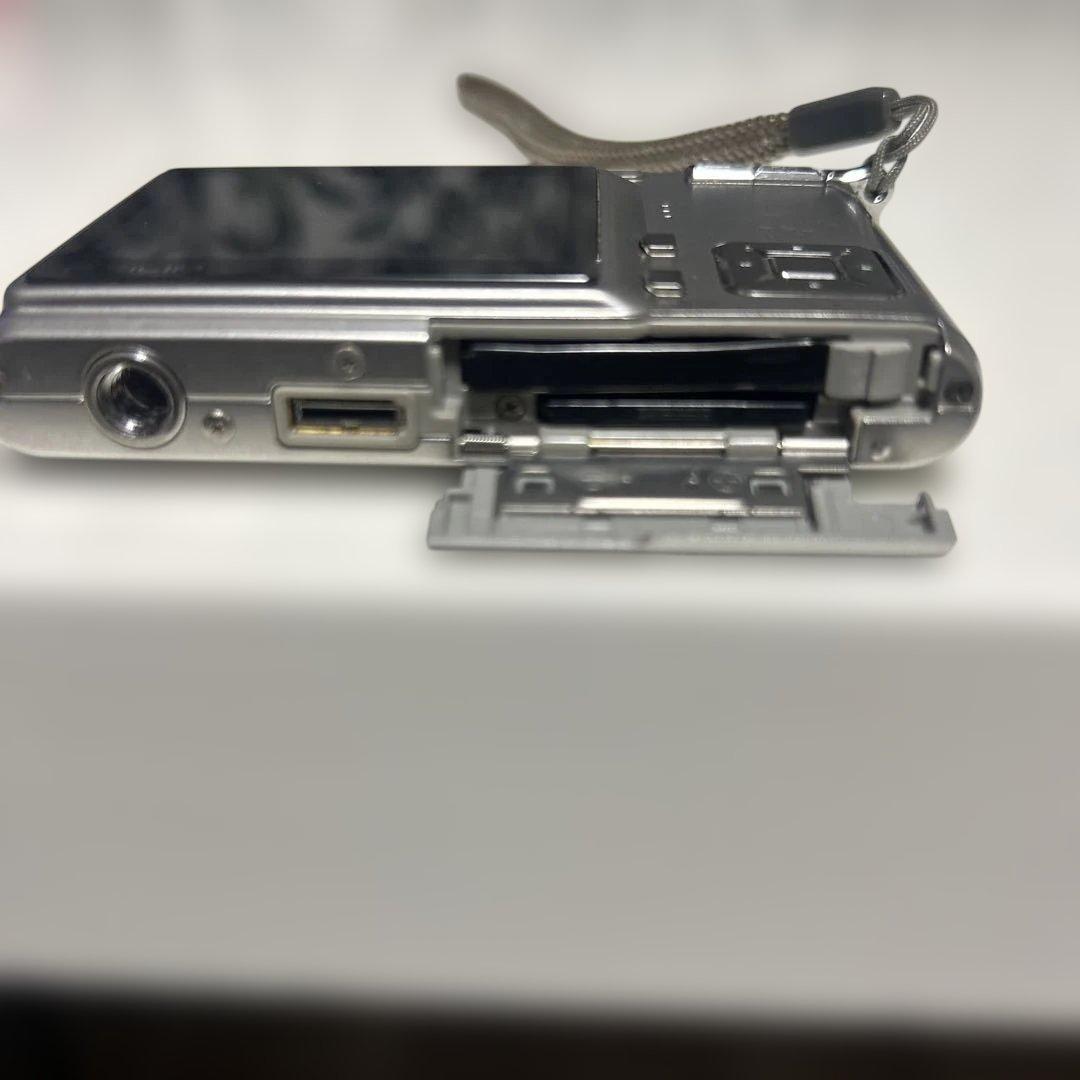 デジタルカメラ CASIO EXILIM EX-S600