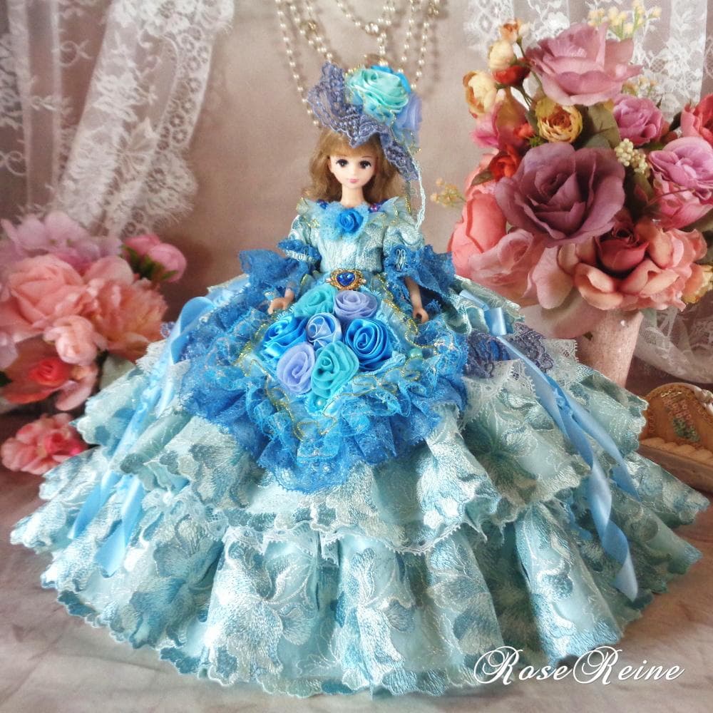 ルノアールの夢 アンティークなアクアブループリンセスドレス