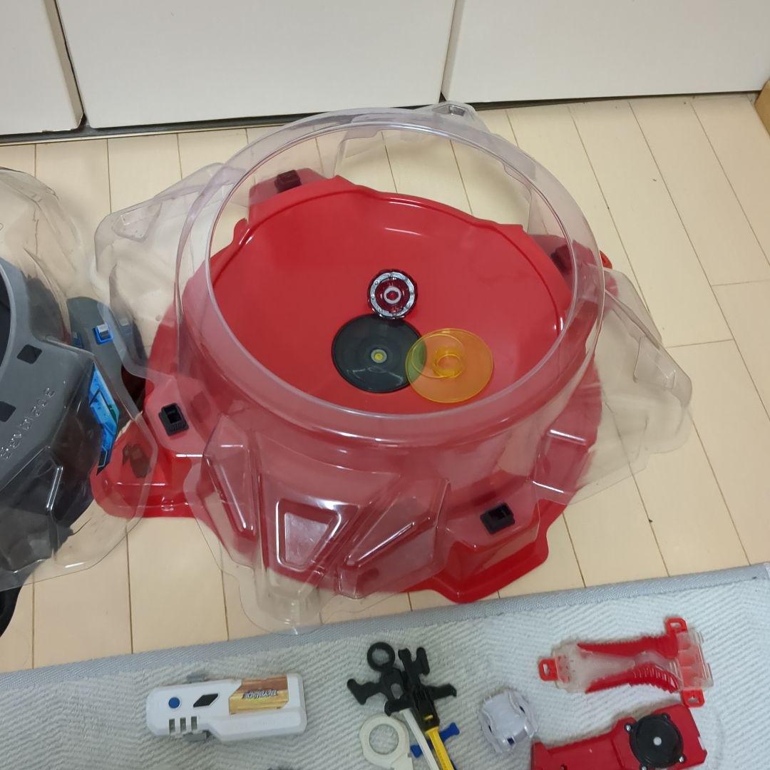 ベイブレードバースト　スタジアムセット2つ　まとめ売り 値引き交渉