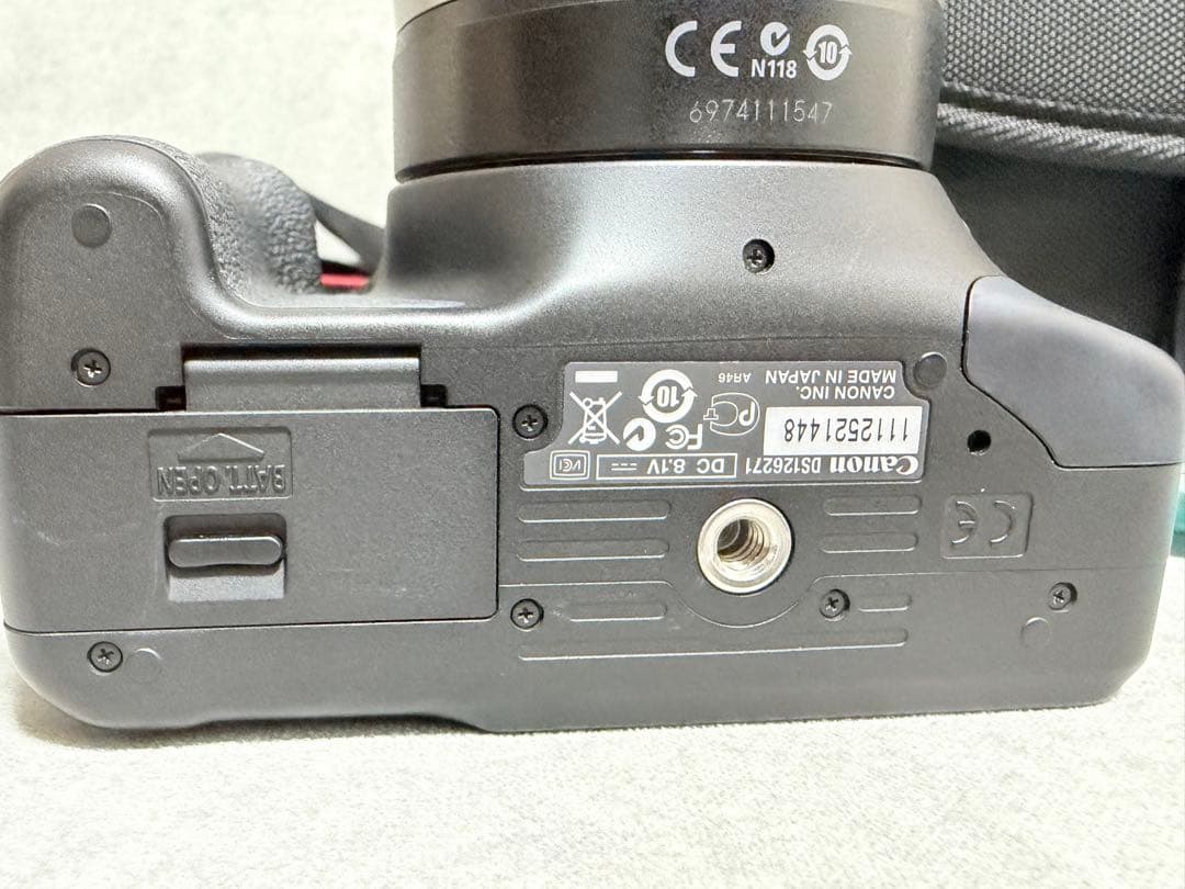 値下げ！Canon EOS Kiss x4ダブルレンズ デジタル一眼レフセット