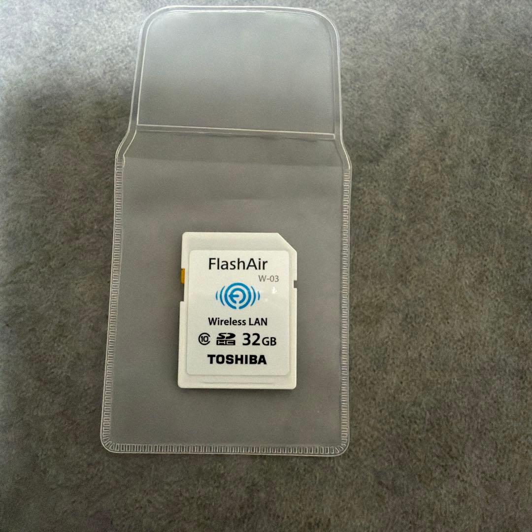 値下げ！Canon EOS Kiss x4ダブルレンズ デジタル一眼レフセット