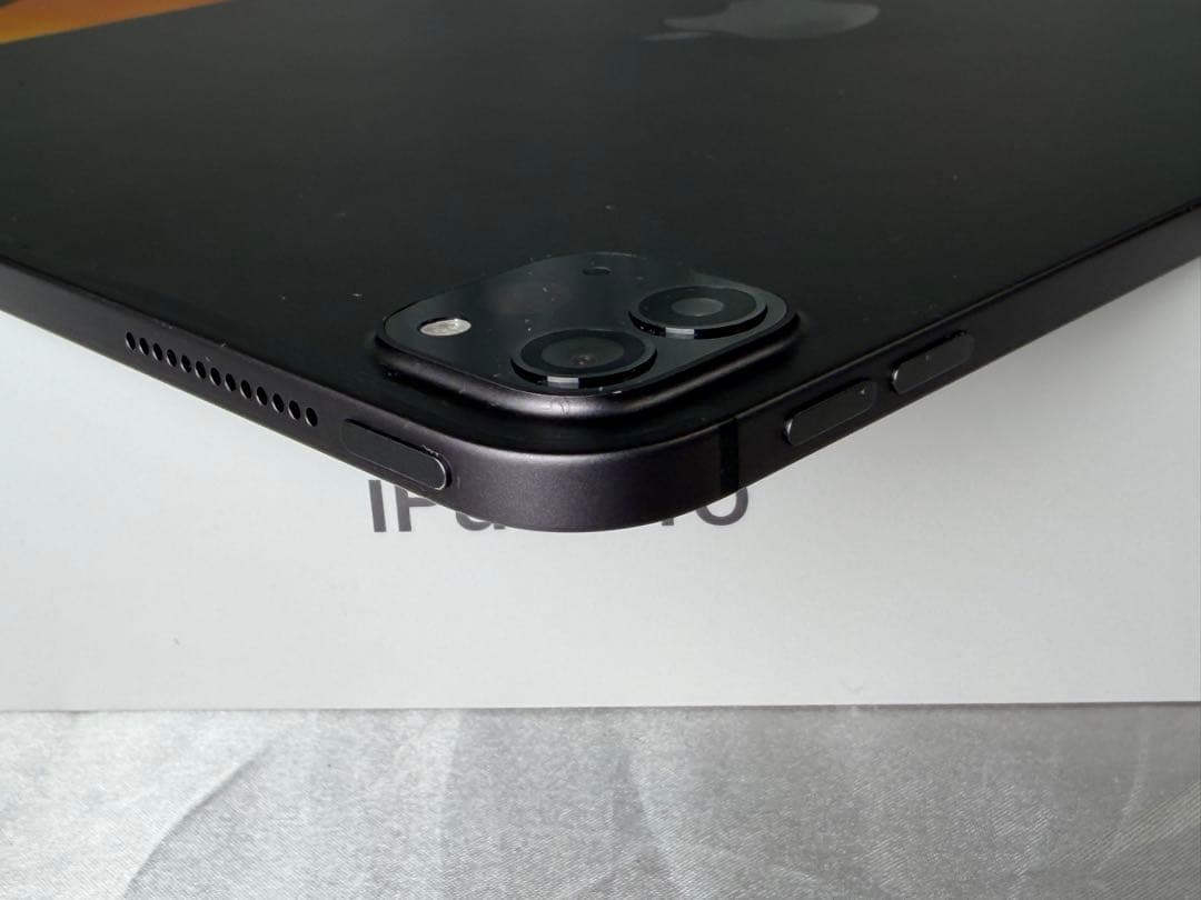 ★美品 iPad Pro 11インチ Wi-Fi Cellular 256GB