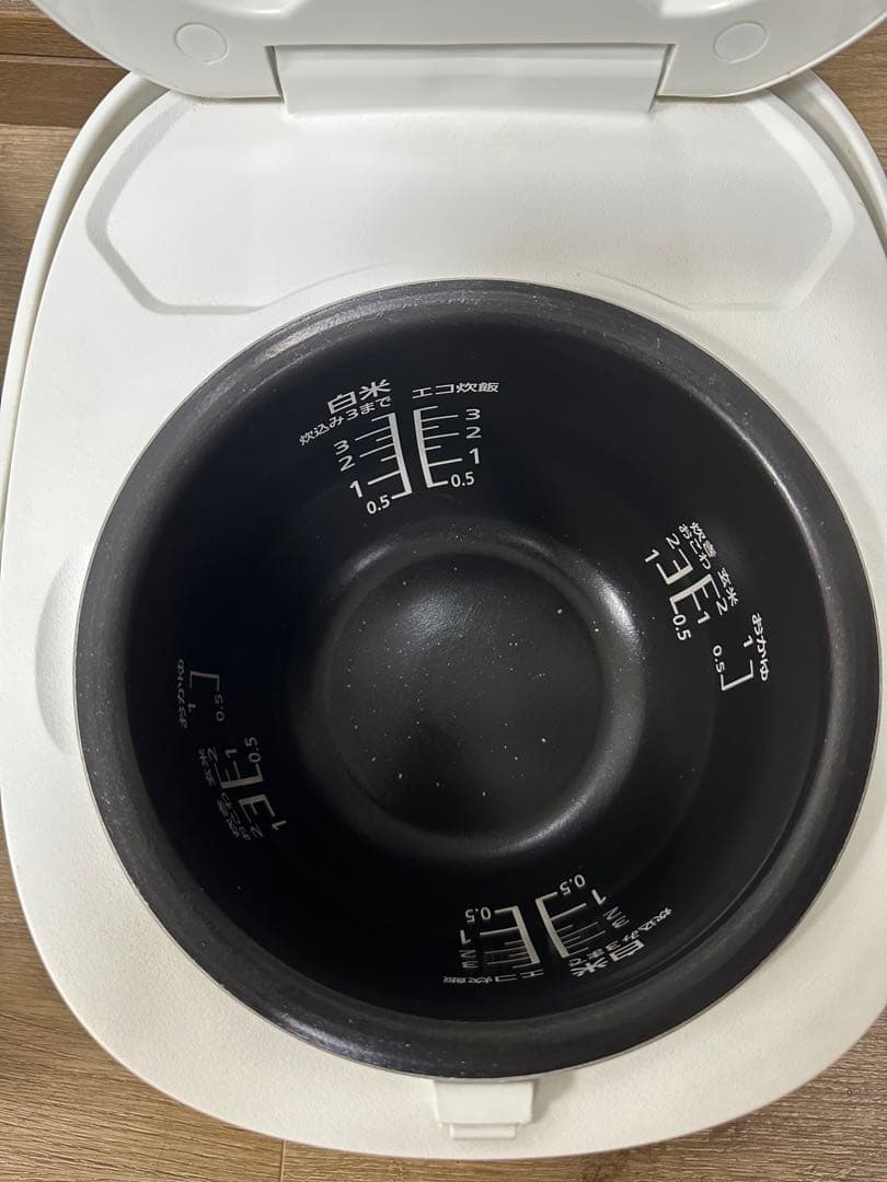 Panasonic IH炊飯器 SR-KT067 2018 年製