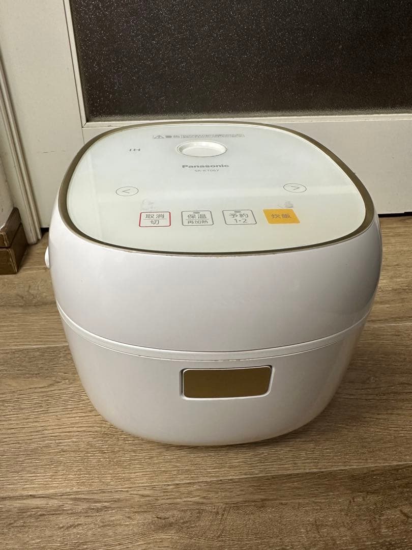 Panasonic IH炊飯器 SR-KT067 2018 年製