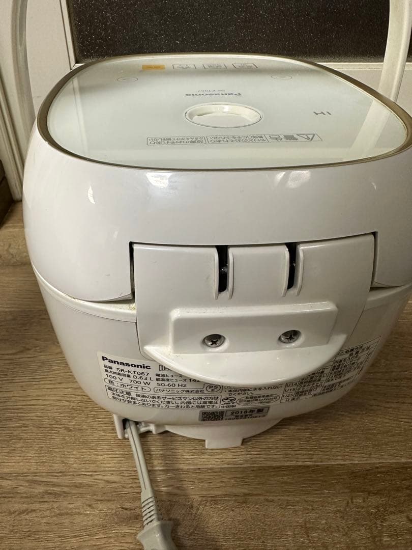 Panasonic IH炊飯器 SR-KT067 2018 年製