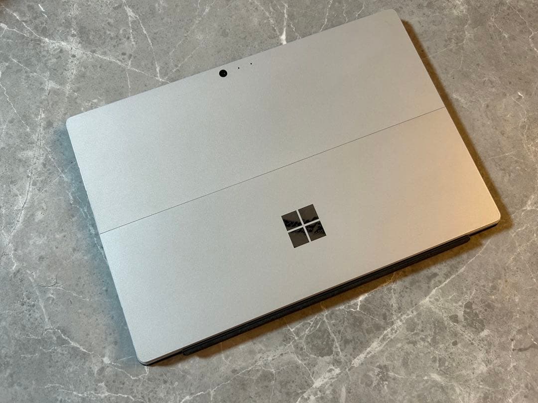 Surface Pro 12.3型 i5 256GB 8GB タイプカバー付き