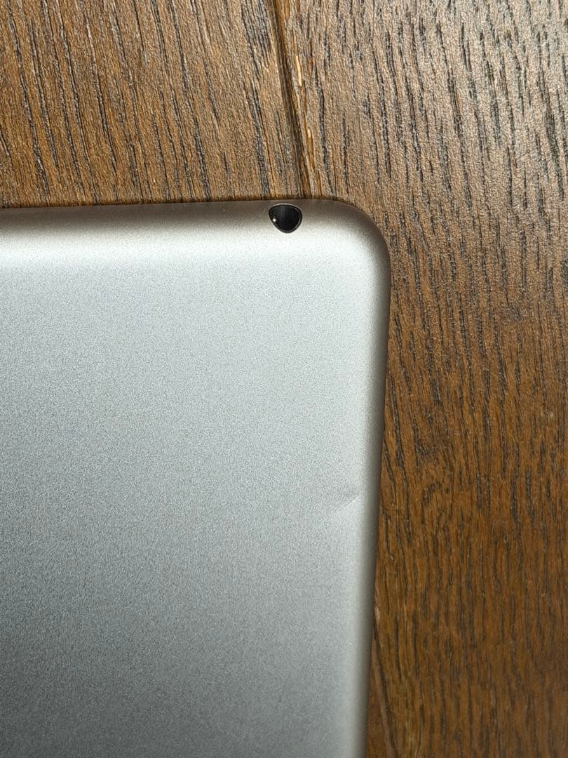 iPad (第6世代) 128GB スペースグレイ WiFiモデル