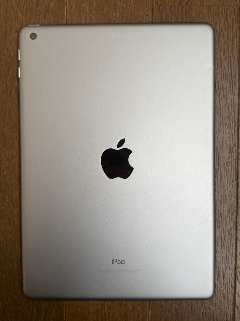 iPad (第6世代) 128GB スペースグレイ WiFiモデル