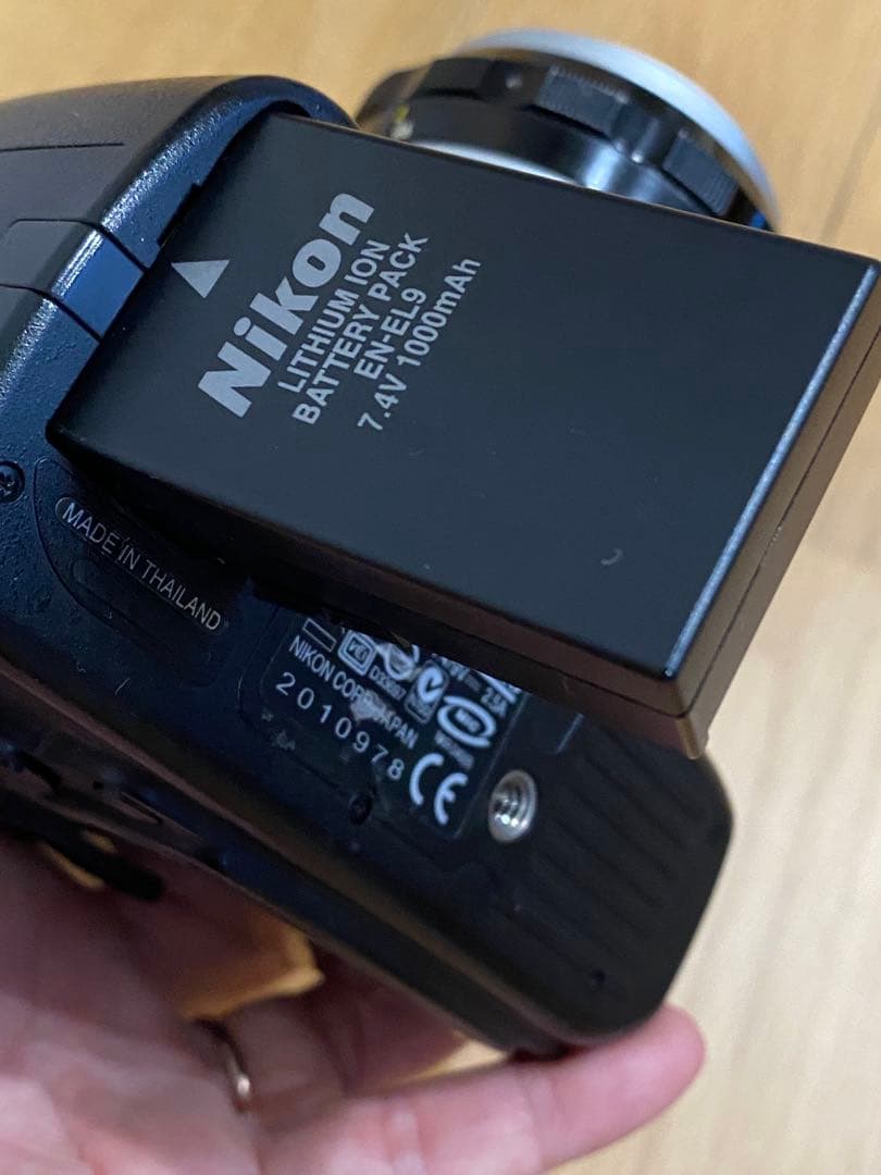 Nikon D40 デジタル一眼レフ 単焦点オールドレンズ　50㍉1:1.4付