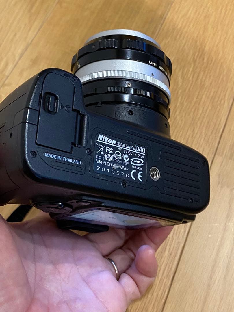 Nikon D40 デジタル一眼レフ 単焦点オールドレンズ　50㍉1:1.4付