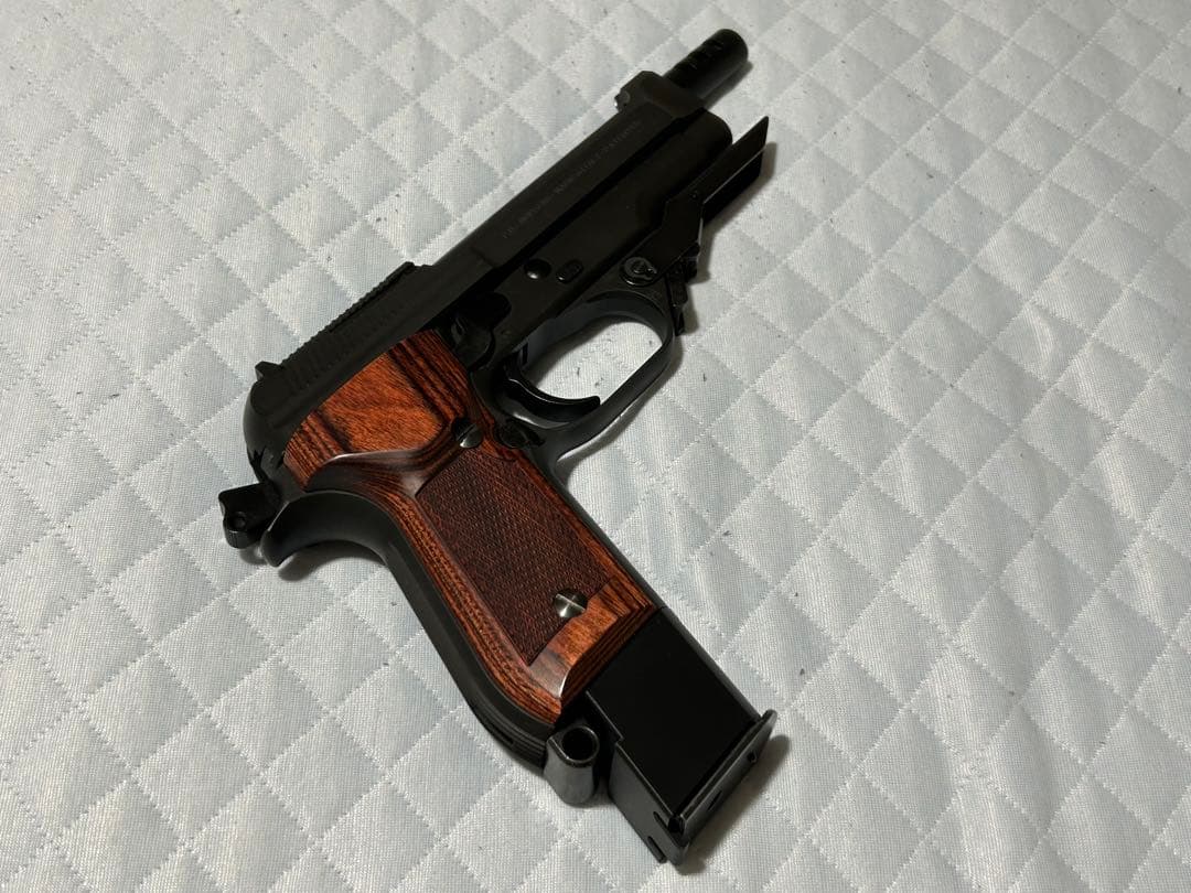 KSC M93RII 用　パンドラアームズ製　木製グリップ　チェッカー　ブラウン