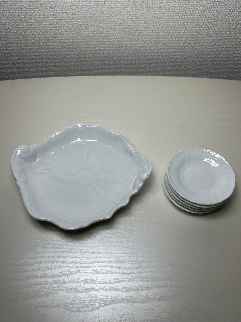 新品　リチャードジノリ　ベッキオホワイト　シェルディッシュ　ドルチェセット