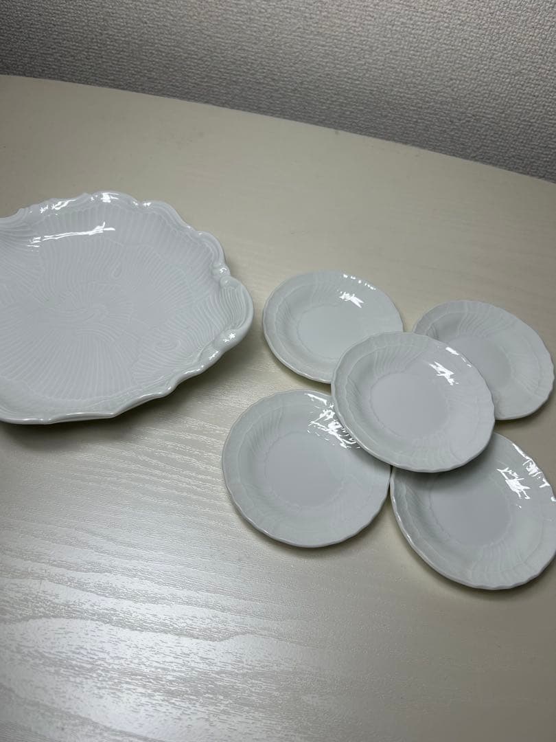 新品　リチャードジノリ　ベッキオホワイト　シェルディッシュ　ドルチェセット