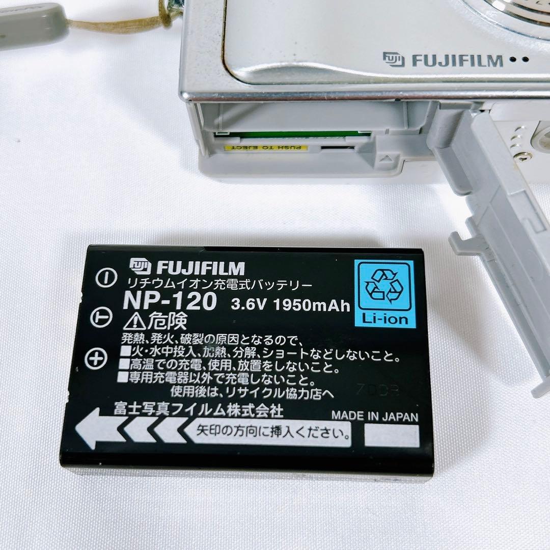 【良品】 FUJIFILM コンパクトデジタルカメラ Finepix F10