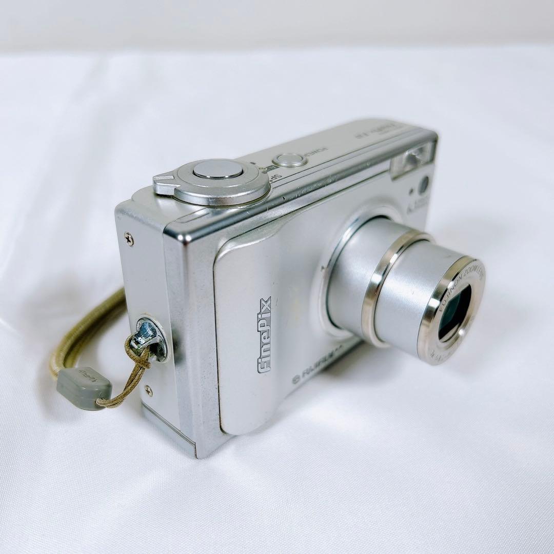 【良品】 FUJIFILM コンパクトデジタルカメラ Finepix F10